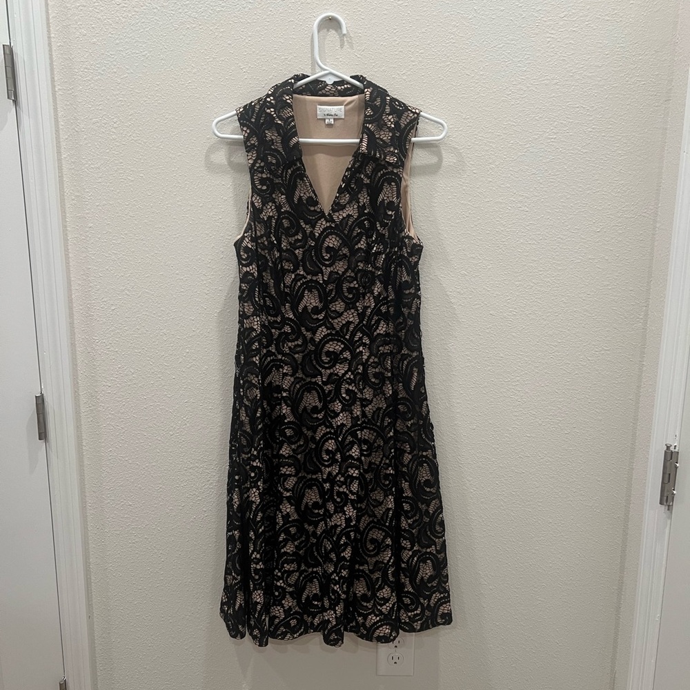 Robbie Bee Black and White Sleeveless Midi Dress Size 8